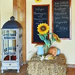 Πανσιόν Restaurant Gruener Baum Leidersbach