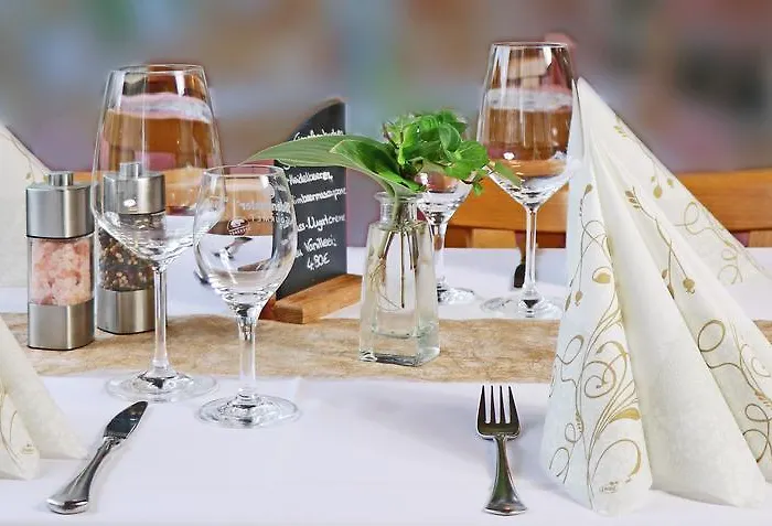 Restaurant Grüner Baum Pensión Leidersbach
